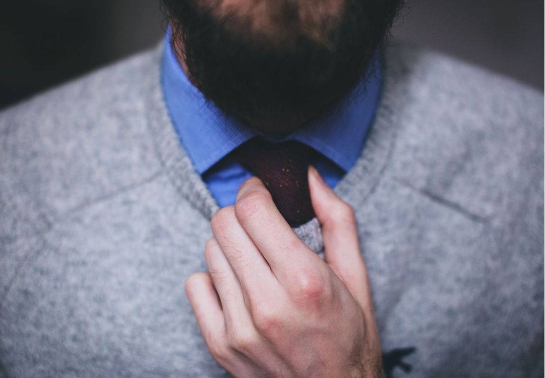 Foto di Markus Spiske: https://www.pexels.com/it-it/foto/tessuto-stampato-verde-e-giallo-330771/